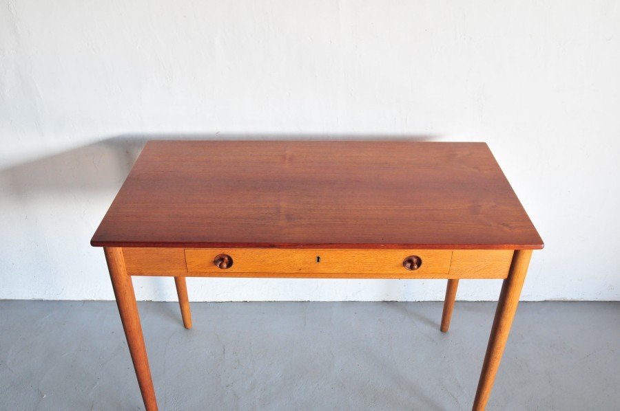 Hans J Wegner ハンス J ウェグナー RY desk 時を経ても色あせない本物