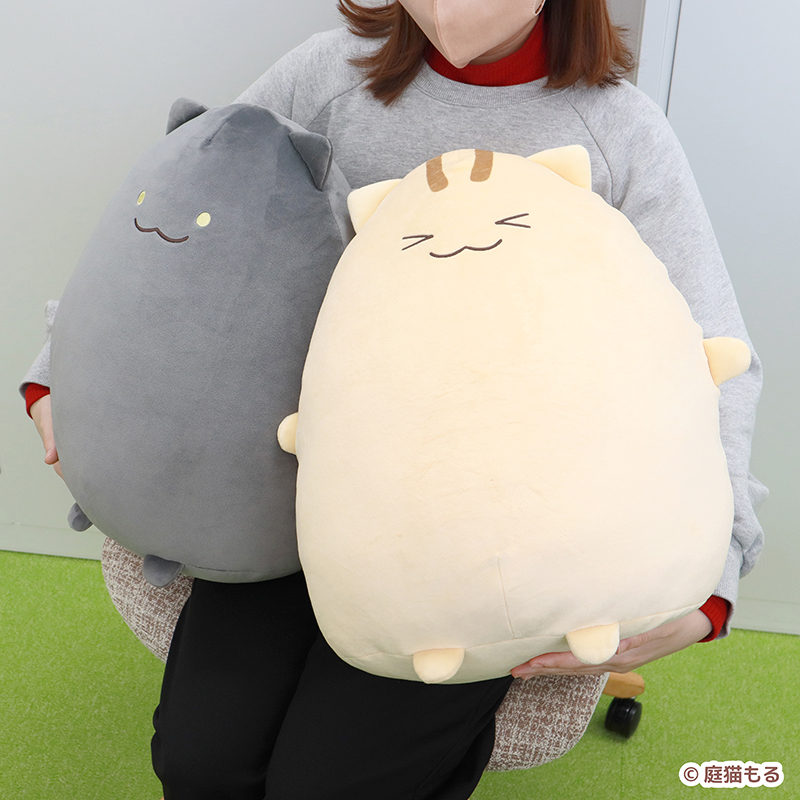 SNSで大人気！「にわねこ」がおおもりサイズのましゅもっちになって