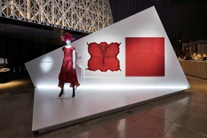 イッセイ ミヤケ、クリスマス向けギフト「FLORIOGRAPHY」“花×言葉