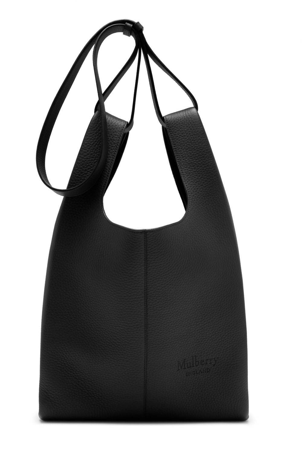 マルベリーの新作レザーバッグ「ポートベロー トート」ブランド初の100