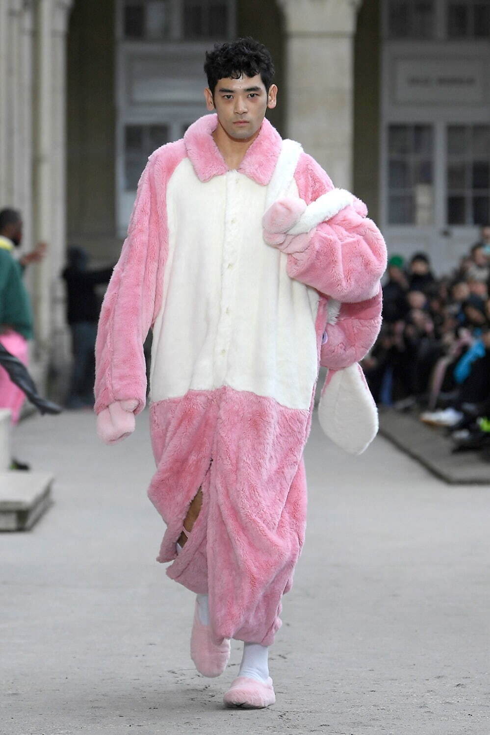 ダブレット“着ぐるみ”の頭部がバッグに！うさぎ・パンダ・クマが登場