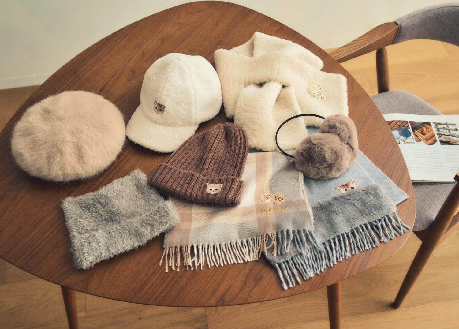 ヴィヴィアンウエストウッド ニット帽 アンゴラ混 帽子 牛革 オーブ