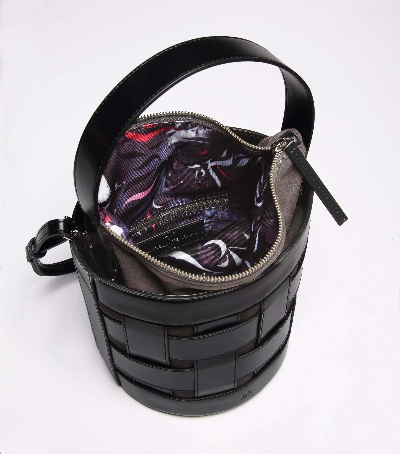 香取慎吾×祐真朋樹「ヤンチェ＿オンテンバール」とヴァジックのコラボ