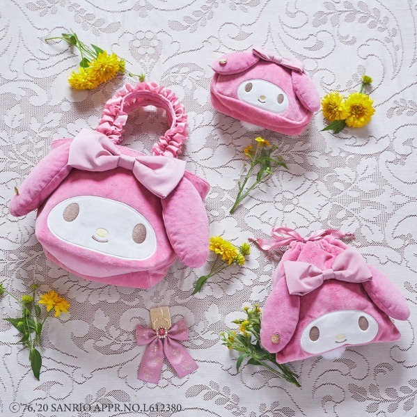 メゾン ド フルール×サンリオ キャラクターズ、“たれ耳”仕様のキャラ型