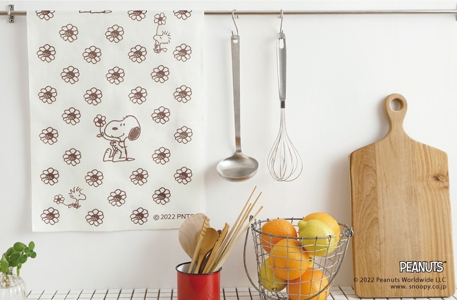 ピーナッツ」スヌーピー柄＆“セリフ入り”手ぬぐい登場、手ぬぐい専門店
