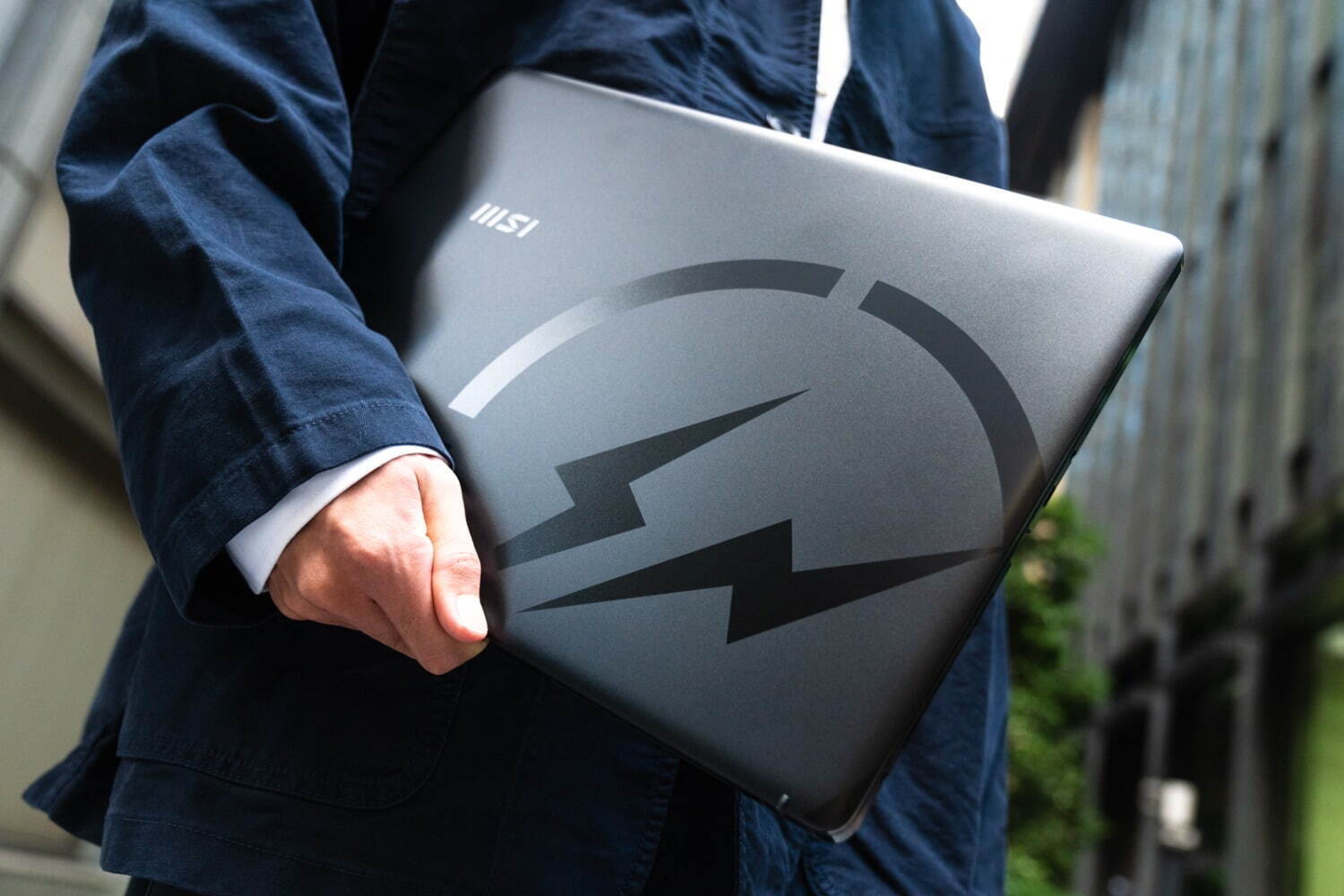 MSI×藤原ヒロシのフラグメント デザイン、薄型＆高機能な“稲妻マーク