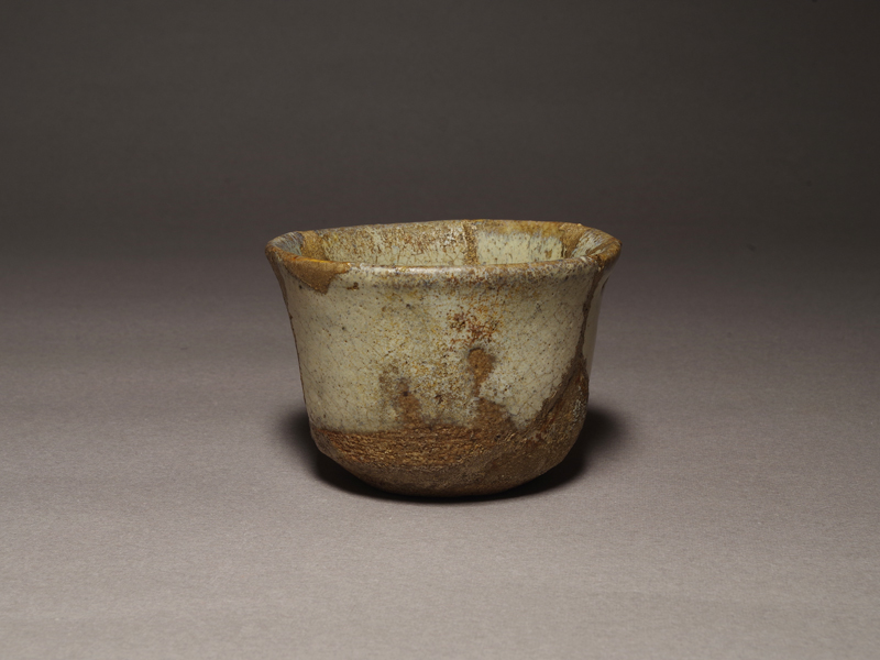 太白手 陶胎染付 輪花 筒盃 盃 ぐい呑み 古美術 古道具 アンティーク 太白手 陶胎染付 輪花 筒盃 盃 ぐい呑み 古美術 古道具