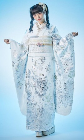 桂由美 白銀プリンセス｜クール&ビューティ｜【菊京屋】振袖レンタル