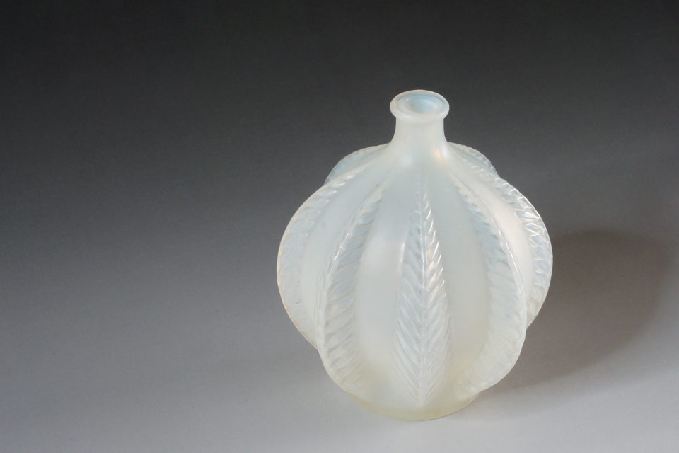 ルネ・ラリック 「花瓶とヒナギク」 文 硝子鉢 ボウル 「VASES」 R