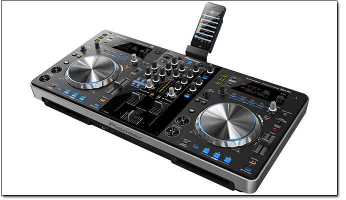 DJ機材 XDJ-R1 Pioneer DJ XDJ-R1 All in One DJ System | USA