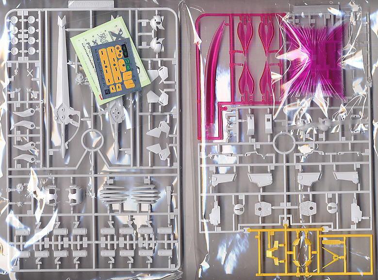 XM-X1 クロスボーンガンダム X-1 フルクロス (MG) (ガンプラ) - ホビー