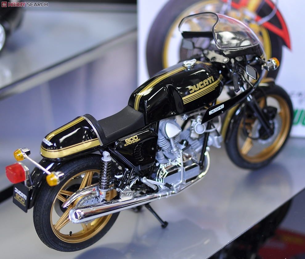 タミヤ 1,/12スケール ドゥカティ900SS Full building 1/12 TAMIYA