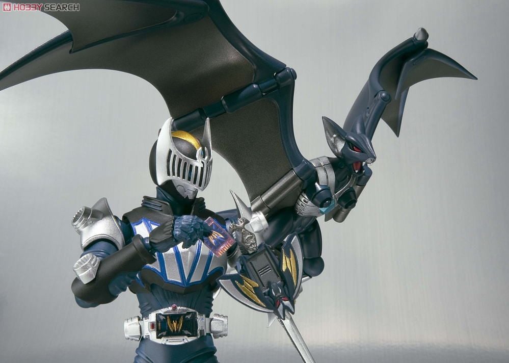 S.H.フィギュアーツ 仮面ライダーナイト＆ダークウイングセット (完成