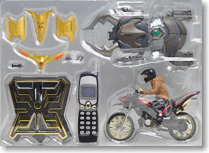 仮面ライダークウガ DXビートゴウラム (変身・なりきり) - ホビー