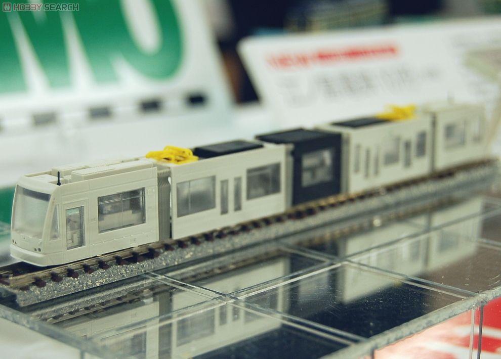 NT123 広島電鉄 5000形 グリーンムーバー 広島電鉄 5000形 `グリーン