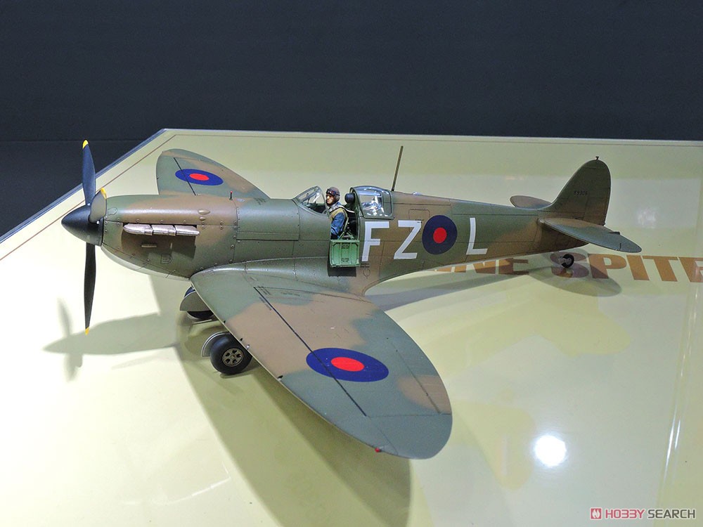21stセンチュリートイズ スピットファイア Mk. I 1/18スケール