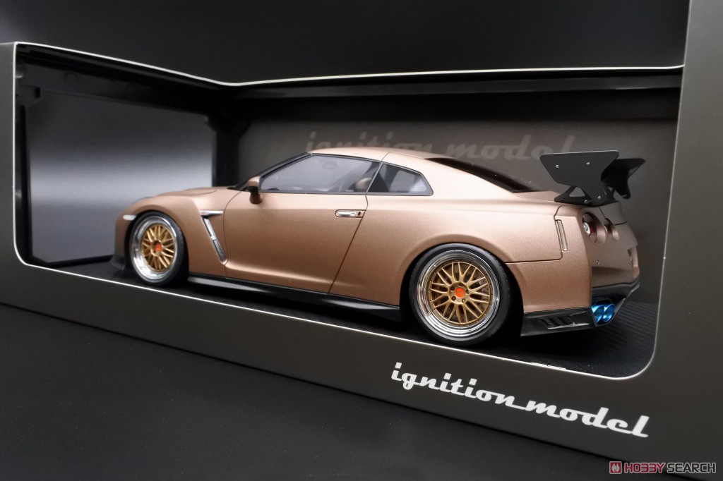 イグニッションモデル 1/18 日産 GT-R (R35) マットブラウン 【公式通販】