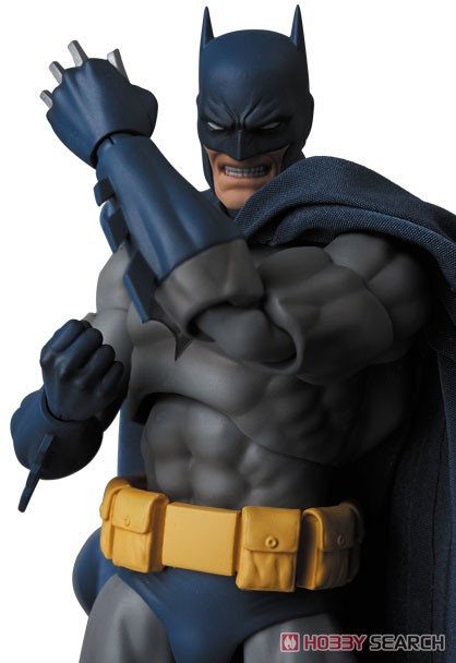 Mafex No.105 Batman `HUSH` (Completed) - HobbySearch Anime Robot
