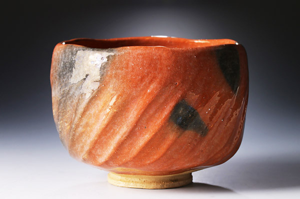 楽吉左衛門 十四代 覚入 赤茶碗／共箱・共布／楽吉左衛門 十五代直入