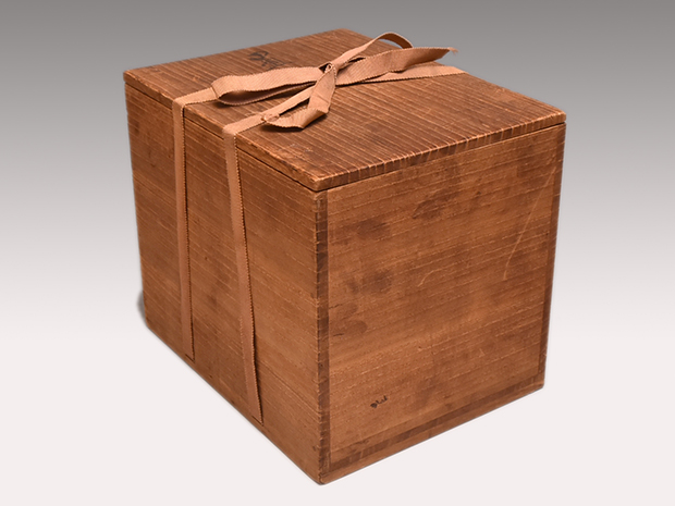 紫香楽 能面 岳仙作 (若き日の山姥)陶芸品 焼物 共箱