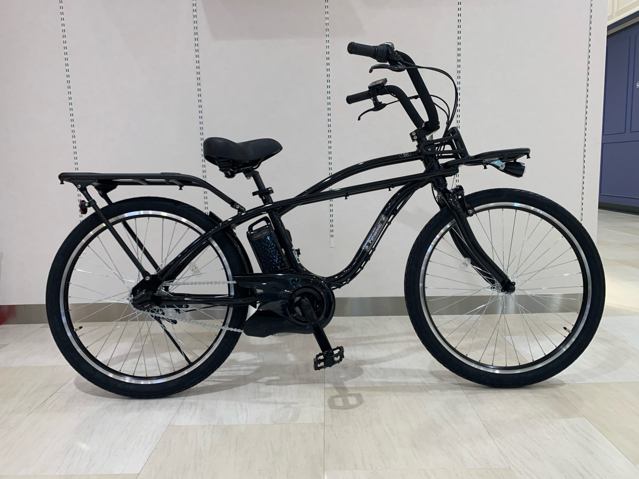 大阪市内引き取り限定】ビーチクルーザー 自転車 黒 大阪市内引き取り