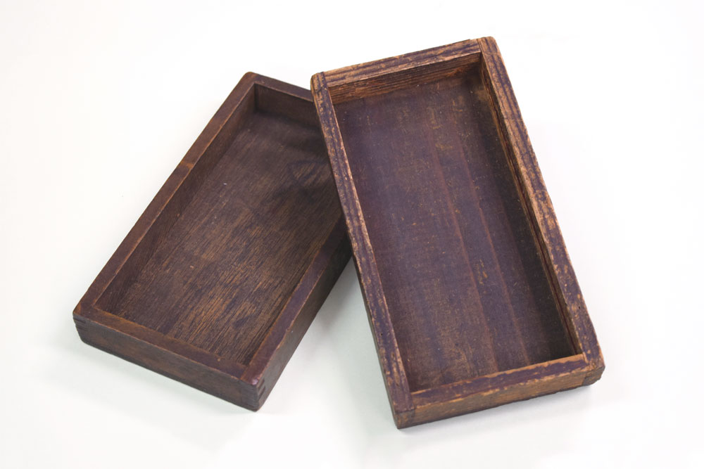 B40-5/活版印刷所で使われていた小箱（文選箱）3種40