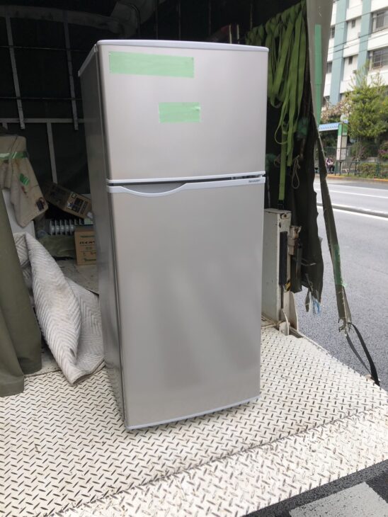 美品 SHARP 2018 シャープ 冷凍冷蔵庫 SJ-H12D-S 118L