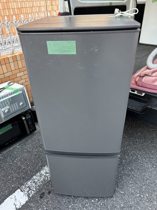 三菱 冷蔵庫 MR-P15H-H マットチャコール 三菱電機 MR-P15H-H [マット