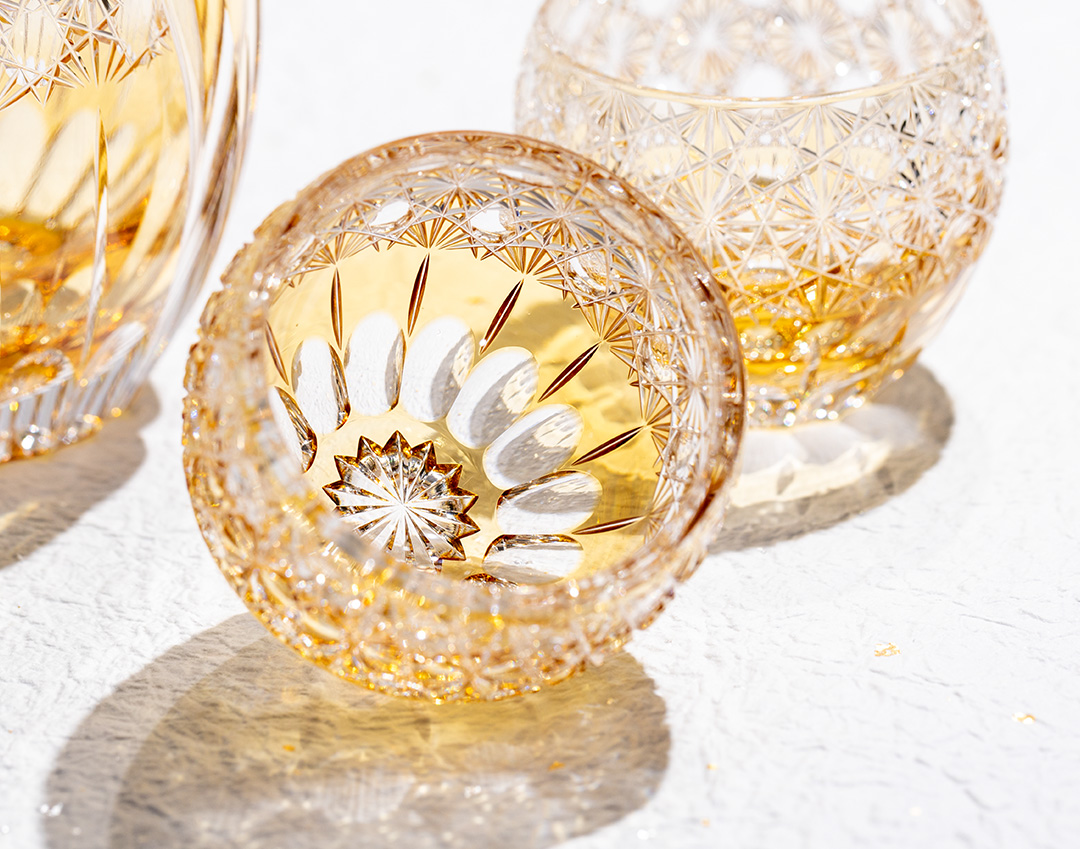 江戸切子 伝統工芸士・鍋谷淳一 作 冷酒杯＜風華＞ | カガミクリスタル