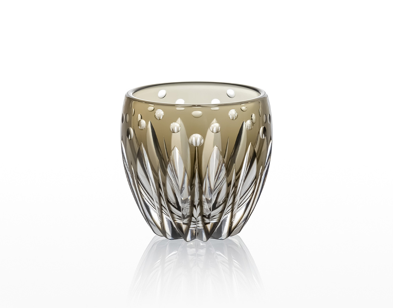 約8万円 カガミクリスタル 江戸切子の花瓶／笹っ葉に八角籠目紋 (調和