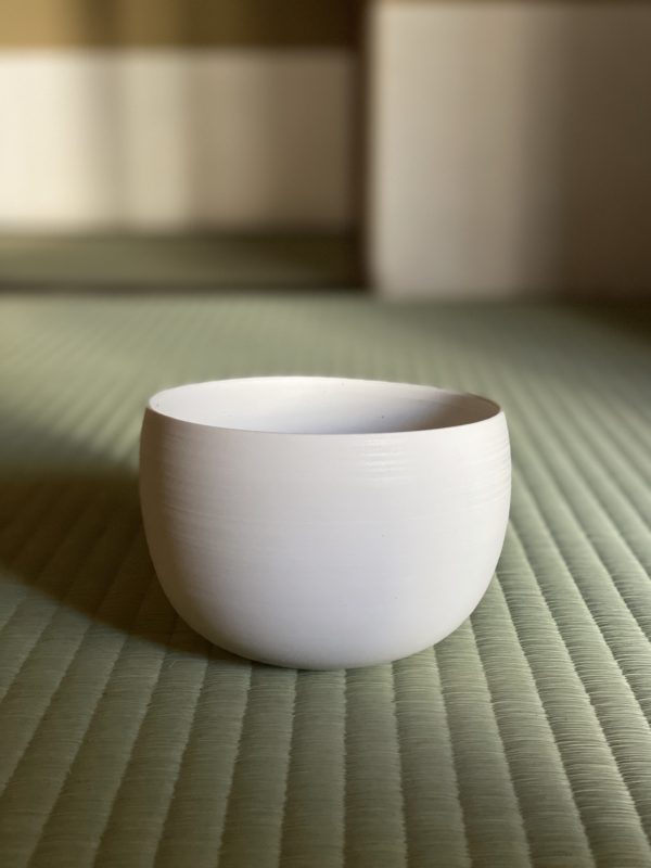 黒田泰蔵の白磁鉢です。 黒田泰蔵 白磁鉢 Taizo Kuroda White porcelain