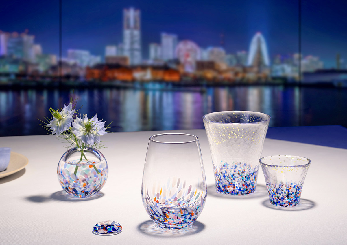 幻想的な横浜の夜景をガラスで表現 ランドマークプラザ店限定の新商品