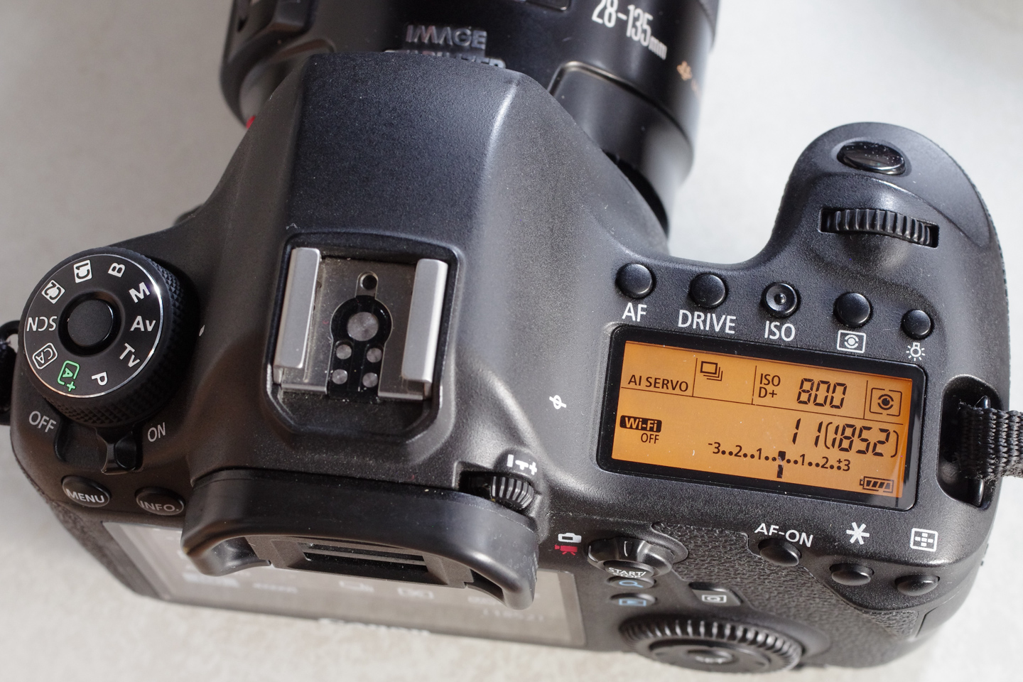 最終値下げ‼️632 Canon EOS M デジタル一眼レフカメラセット Amazon