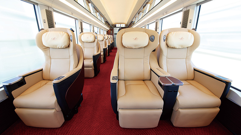 赤い新型名阪特急！TOMIX 近鉄80000系「ひのとり」入線！ | あそぶログ！