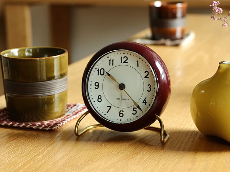 80's ピラミッド型 クロック テーブルクロック 置き時計 ヴィンテージ