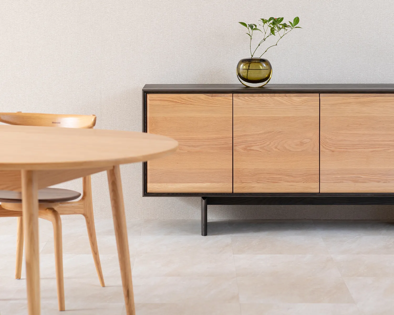 FLOW SIDE BOARD フローサイドボード | 起立木工株式会社