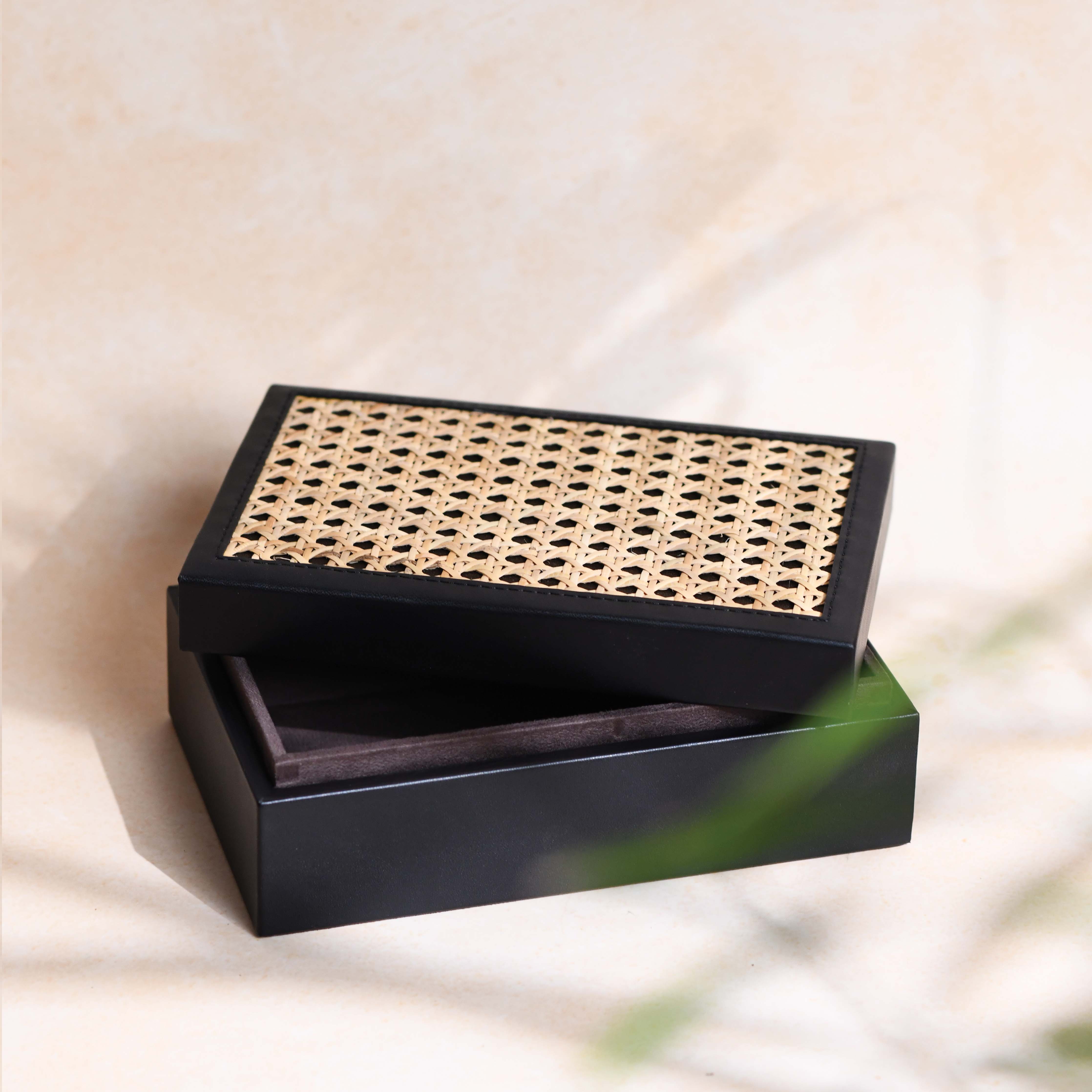 Krist Kerrist 90着限定カラーフード (Krist Singto)