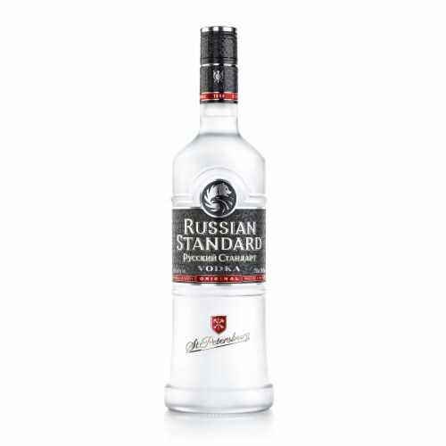 Pyccknn Ctahoapt Standard Vodka, 750 mL - Pick 'n Save