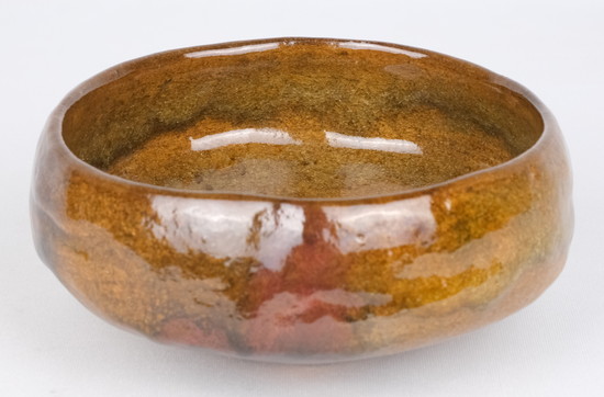 栗山園オンライン通販部 / 【出物】 飴釉平茶碗 9代大樋長左衛門