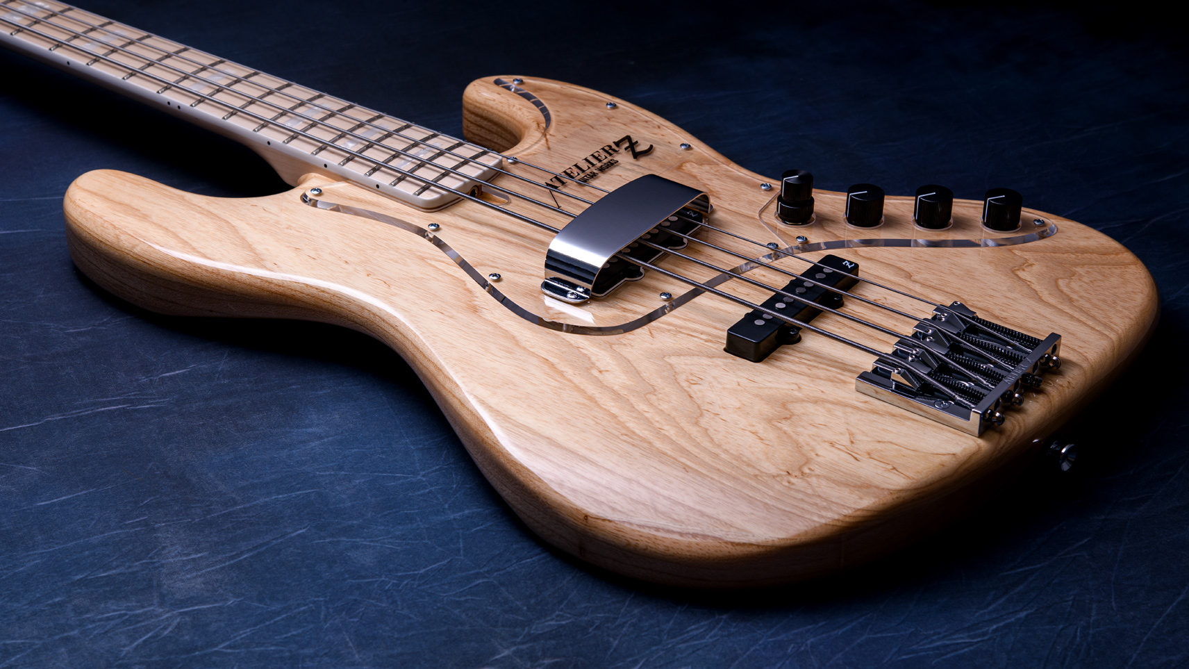 25弦リラオーダーメイドケース・チューニングハンマー付き