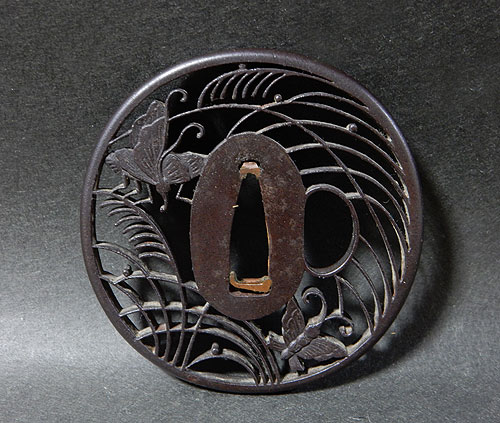 武具 刀装具 古鉄 達磨図 鍔 在銘 N 6404 武具 刀装具 古鉄 達磨