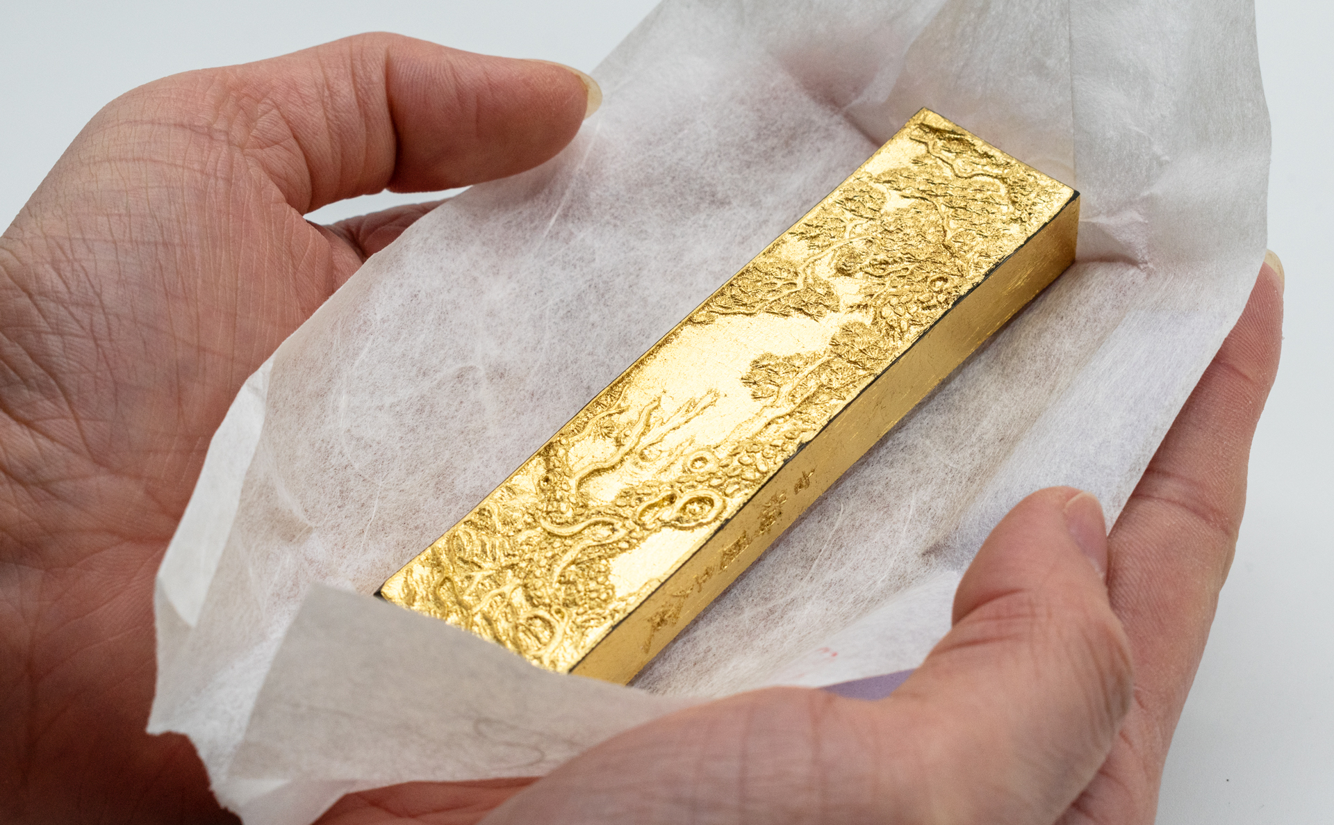 店頭企画展のご案内「古梅園の金巻墨展」 | 新着情報 | 堀金箔粉