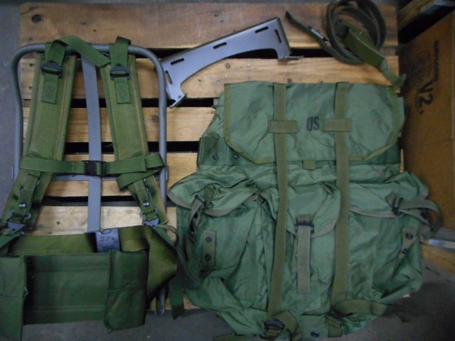 米軍実物 アリスフレーム用 カーゴサポート シェルフ アリスパック用