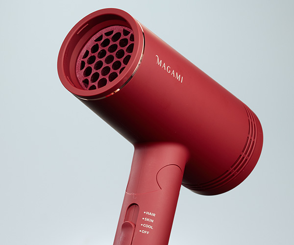 MAGAMI(マガミ)ドライヤー公式｜株式会社ヘイゼル・トンプソン