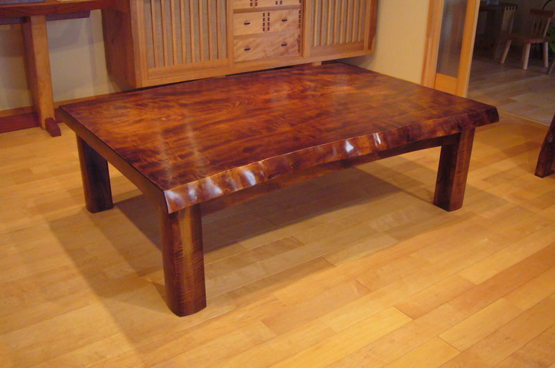 栃（トチ）無垢一枚板 こたつ座卓：ダイニングテーブルや手作り家具の