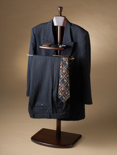 天然木製のスーツ専用のハンガーラック