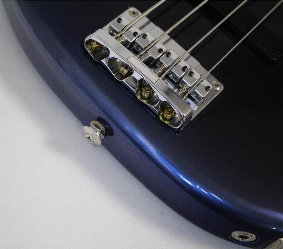 Fender Heartfield DR4 ベース（Bass） Fender Heartfield DR4 ベース