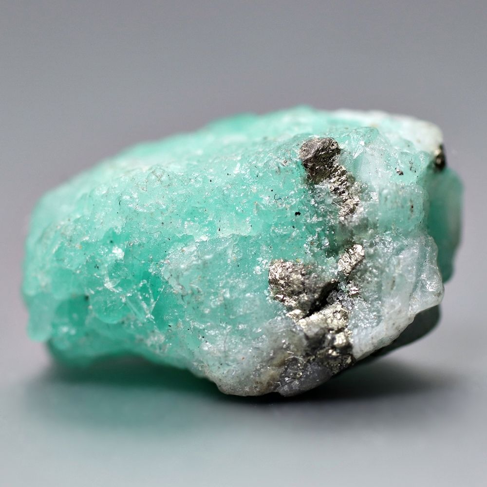 エメラルド ミネラル 鉱石 鉱物 原石 標本 母岩付き 母岩付き原石