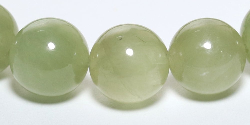 高品質]グリーンクンツァイト？ブレスレット（約9.5mm玉） - 埼玉県