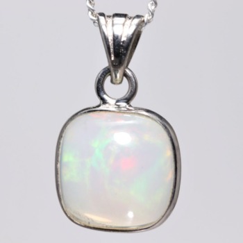 エチオピアオパールペンダントトップ（シルバー925/ゴールドメッキ